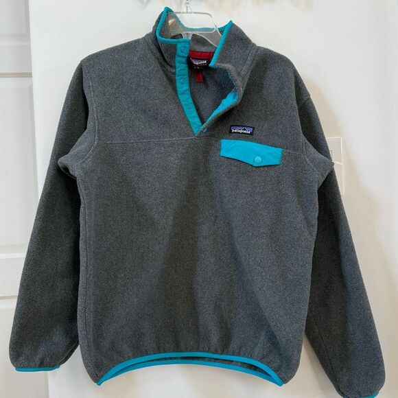 Patagonia Lightweight Synchilla Snap-T Pullover
In Nickel W/Epic Blue M - Picture 2 of 10